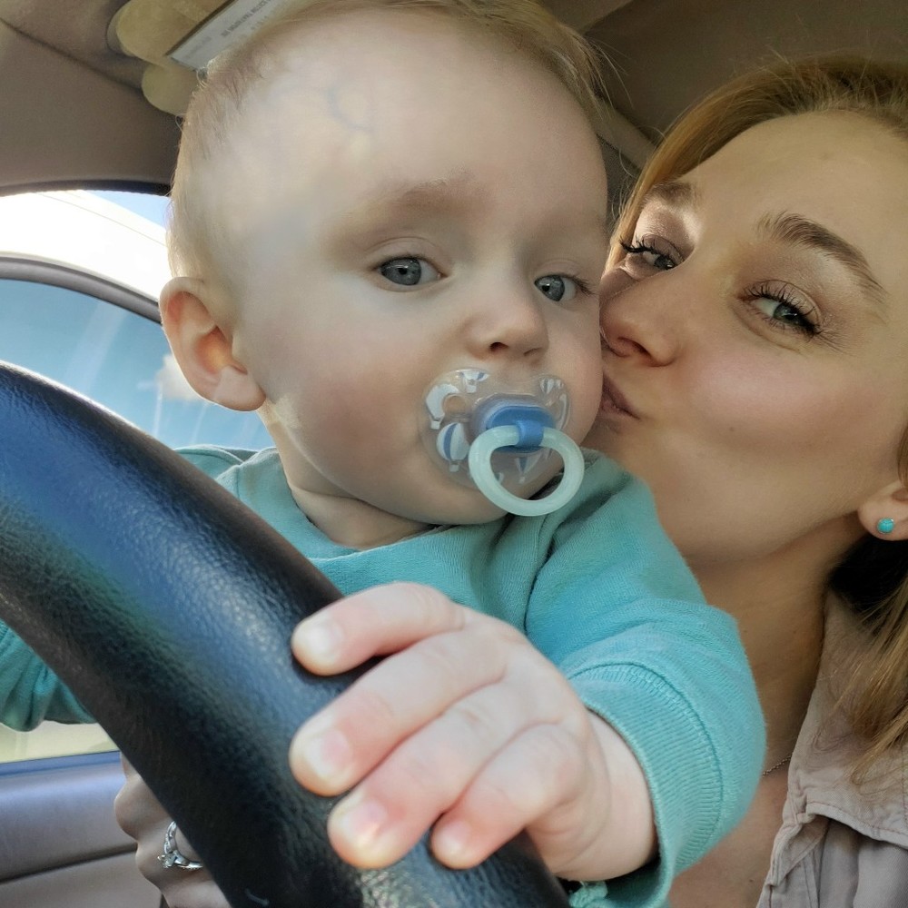 Meet your Posher, Brooke